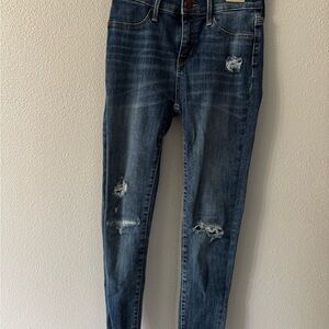Old Navy Dark Blue Distressed Kids Jeans (Jeggings)